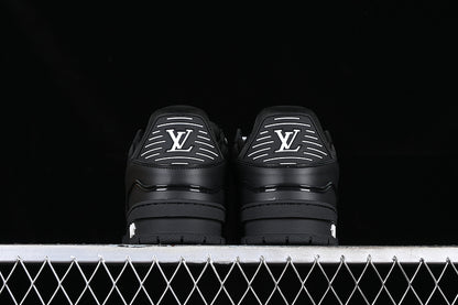 Luxury Trainer Sneaker All Black - Step Up