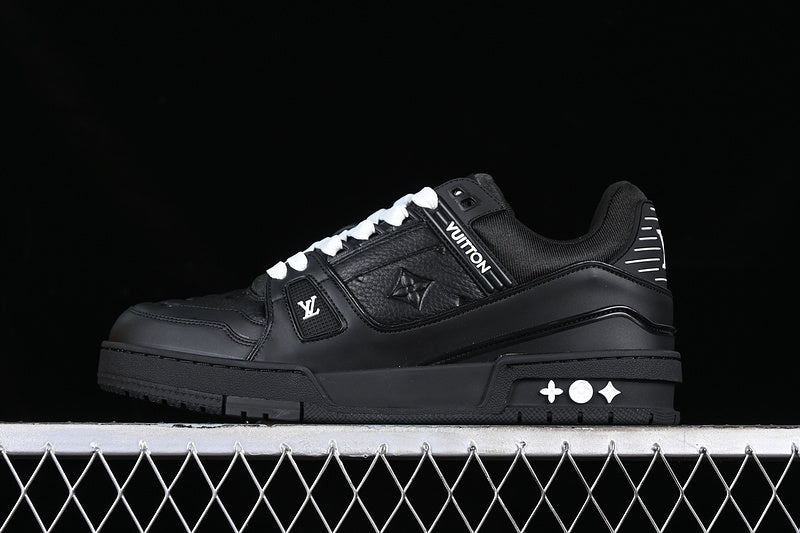 Luxury Trainer Sneaker All Black - Step Up